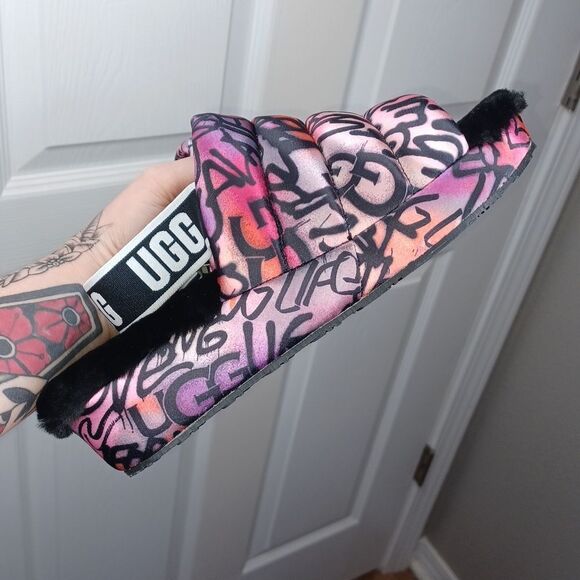 UGG Puff Yeah Graffiti Slippers - Picture 2 of 7